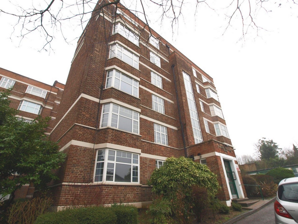 2 bedrooms flat, 59 Pages Hill Muswell Hill London
