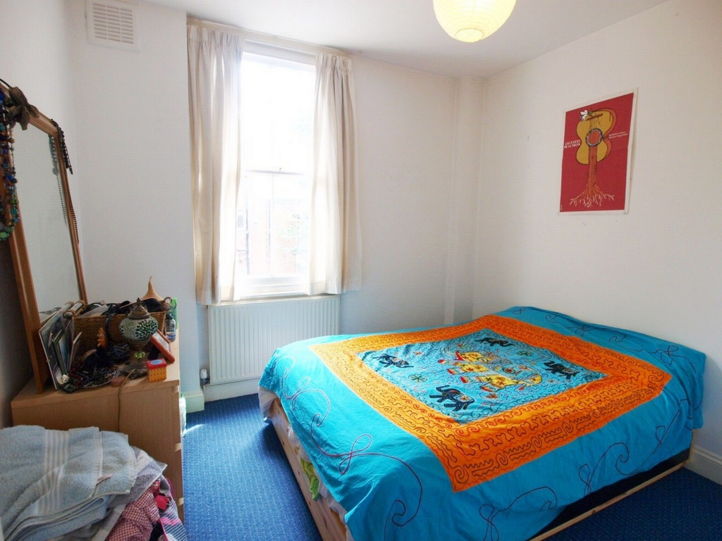 1 bedroom flat, 22 Flat C Tollington Park Finsbury Park London