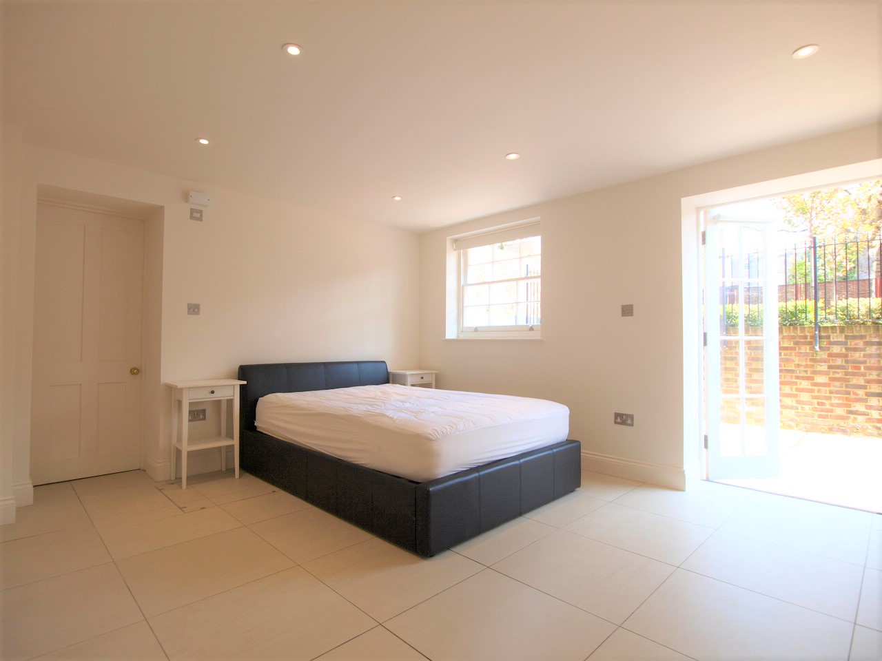 1 bedroom flat, 90 Flat A Amwell Street Islington London