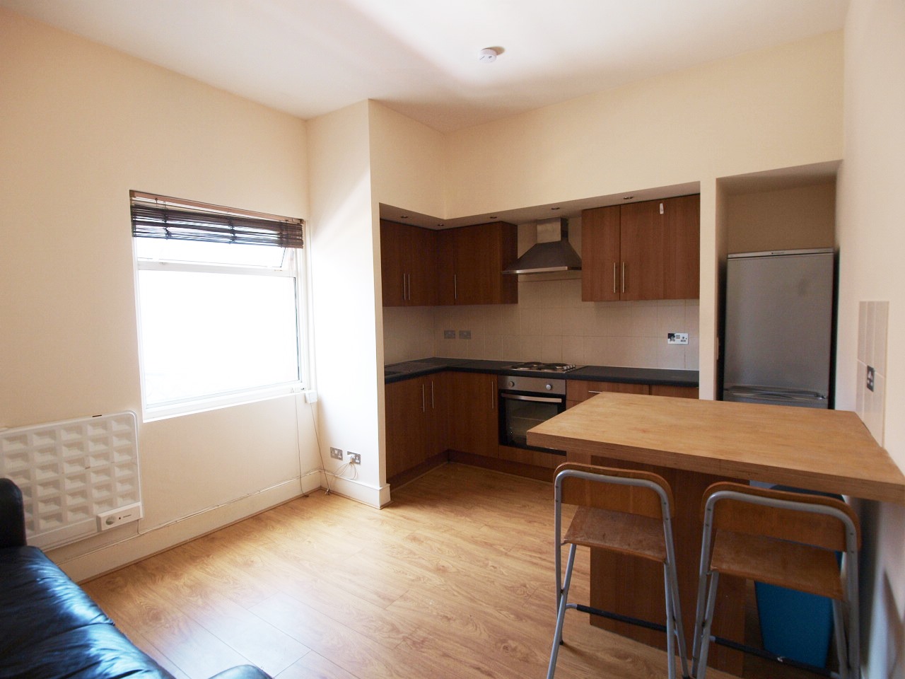 4 bedrooms flat, 227a Flat A Holloway Road Holloway London