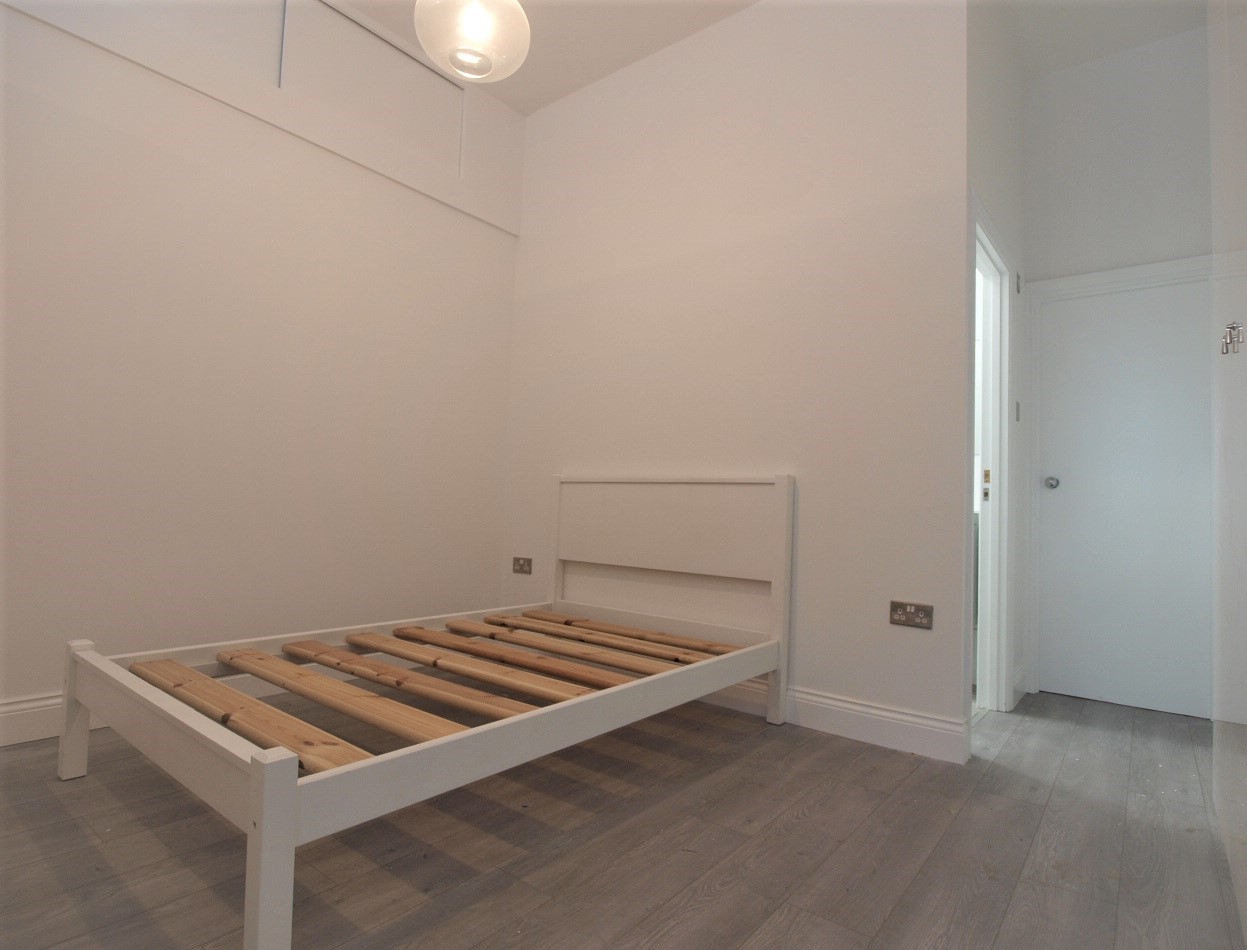 1 bedroom flat, 452 Studio 452 Hornsey Road Islington London