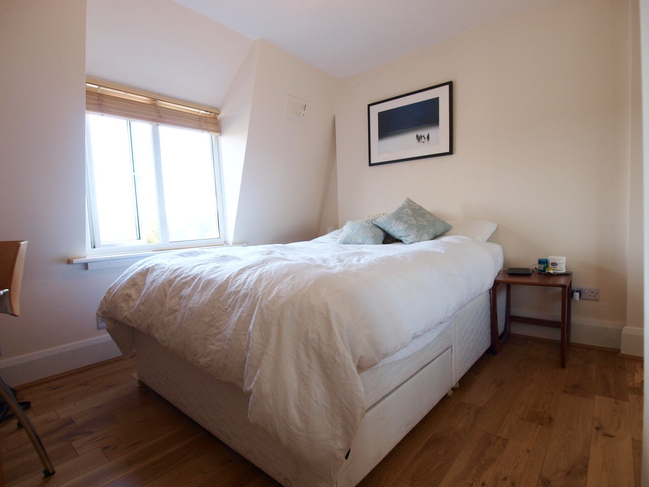 1 bedroom flat, 12 Flat D Chapel Market Islington London