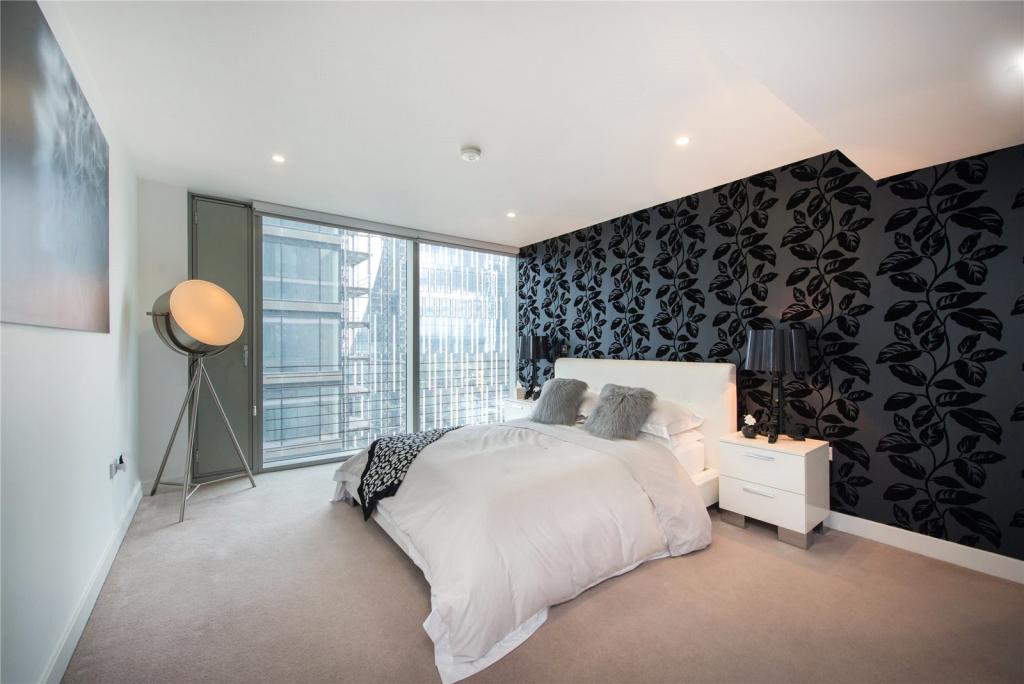 3 bedrooms flat, 22 1601 Marsh Wall London