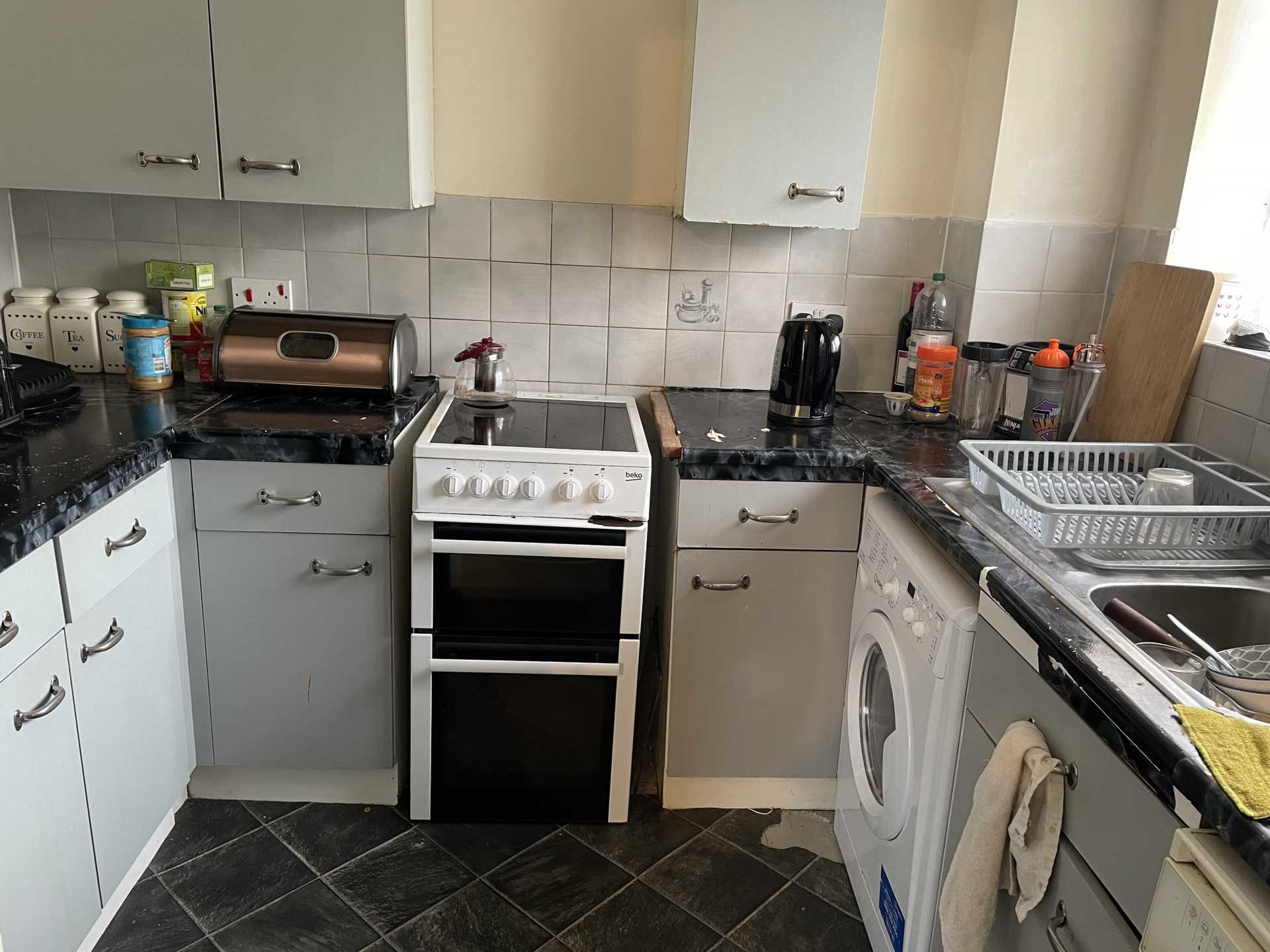 2 bedrooms apartment, 58 Willenhall Drive Hayes, Middlesex Greater London