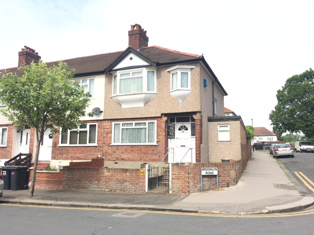 3 bedrooms house, 79 Brooklyn Road South Norwood London