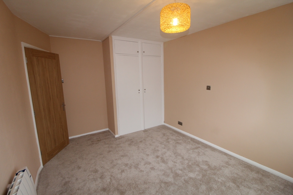 1 bedroom flat, 36 First Floor Flat South Norwood Hill South Norwood London
