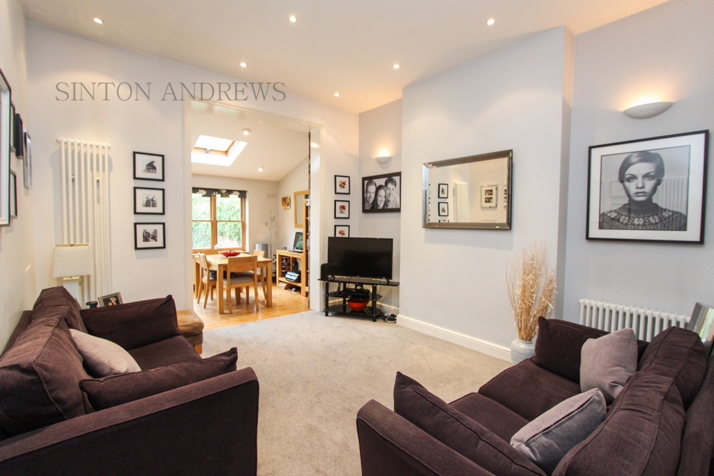 Sinton Andrews Ealing’s independent estate agent for over 36 years.