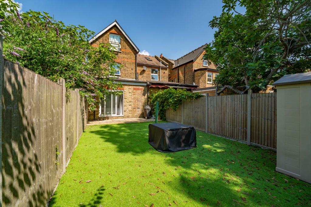 Sinton Andrews Estate Agents - Based in Ealing West London