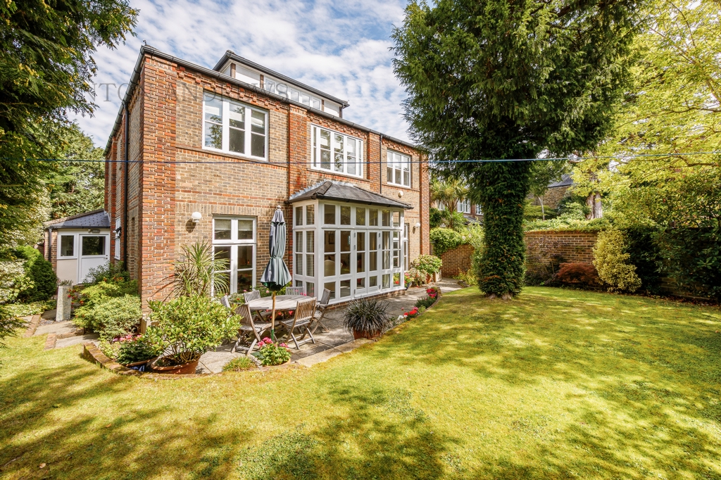 Ealing Sinton Andrews