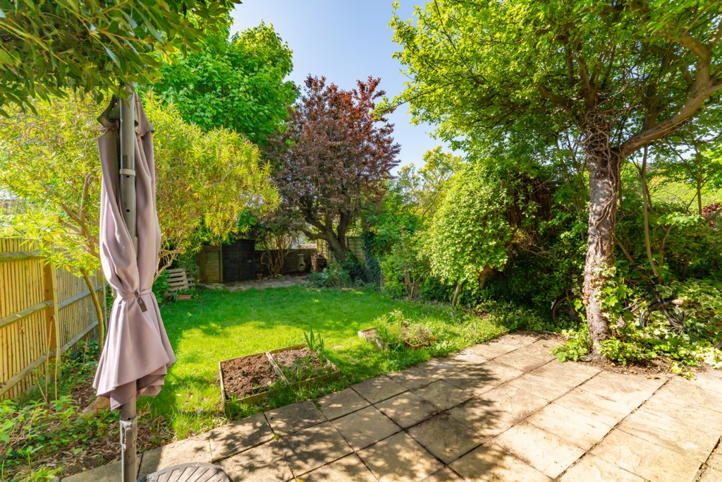 Sinton Andrews Estate Agents - Based in Ealing West London