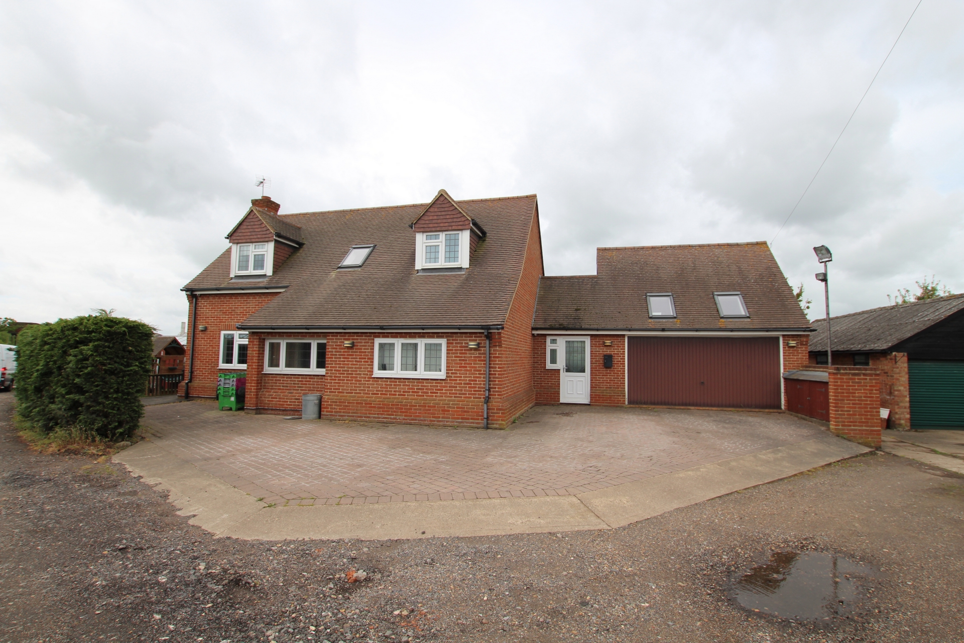 Old House Lane, Roydon, Harlow VIA Properties