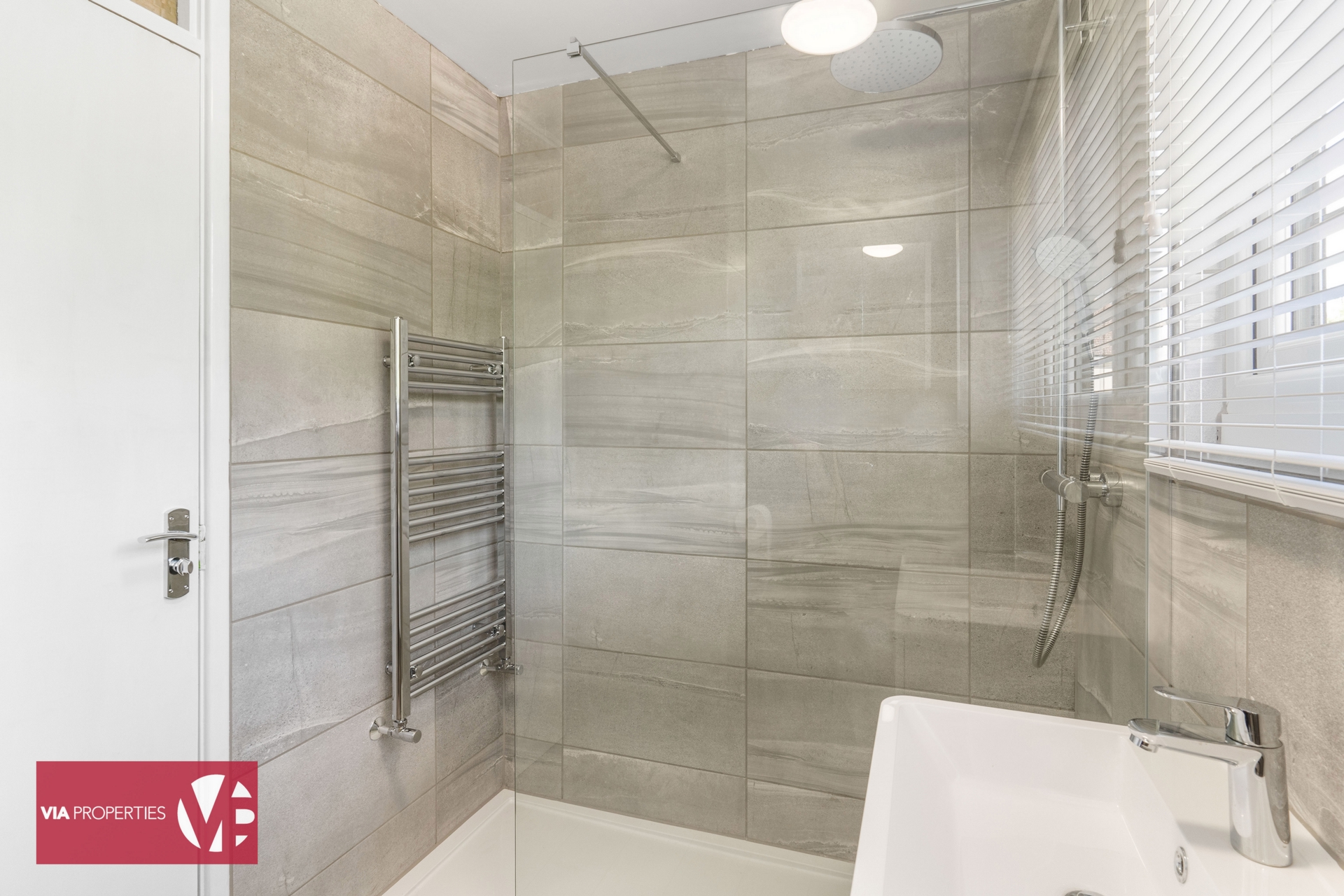 College Road, Hoddesdon VIA Properties