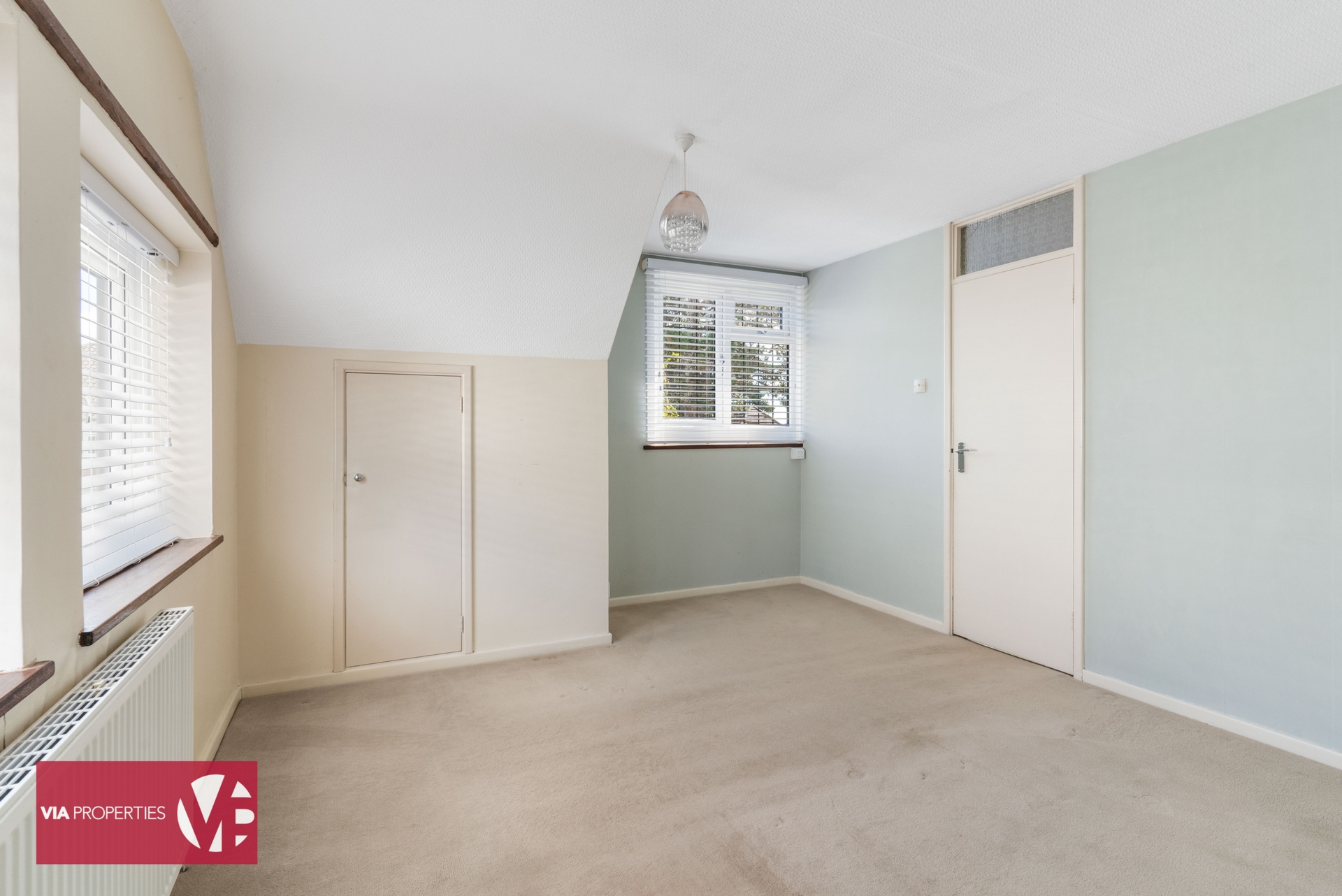 College Road, Hoddesdon VIA Properties