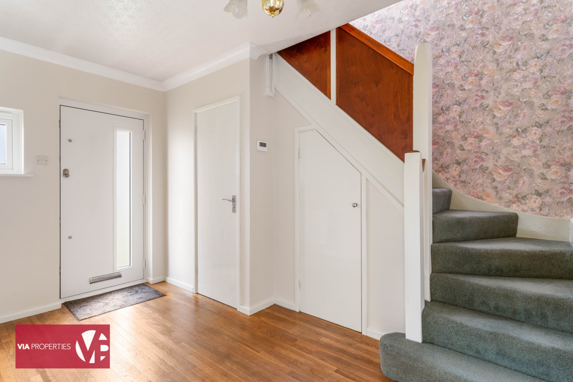 College Road, Hoddesdon VIA Properties