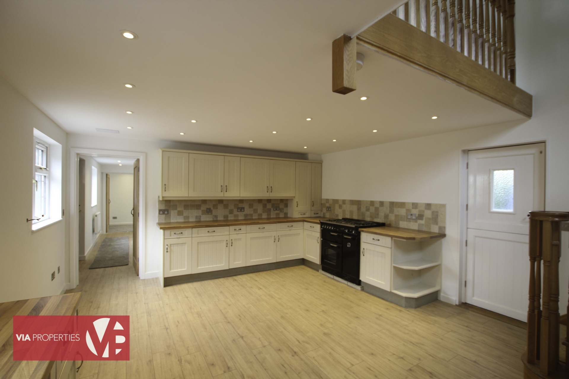 Hammondstreet Road, Cheshunt, Waltham Cross VIA Properties