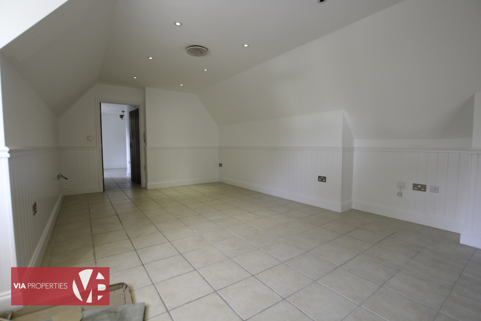 Hammondstreet Road, Cheshunt, Waltham Cross VIA Properties