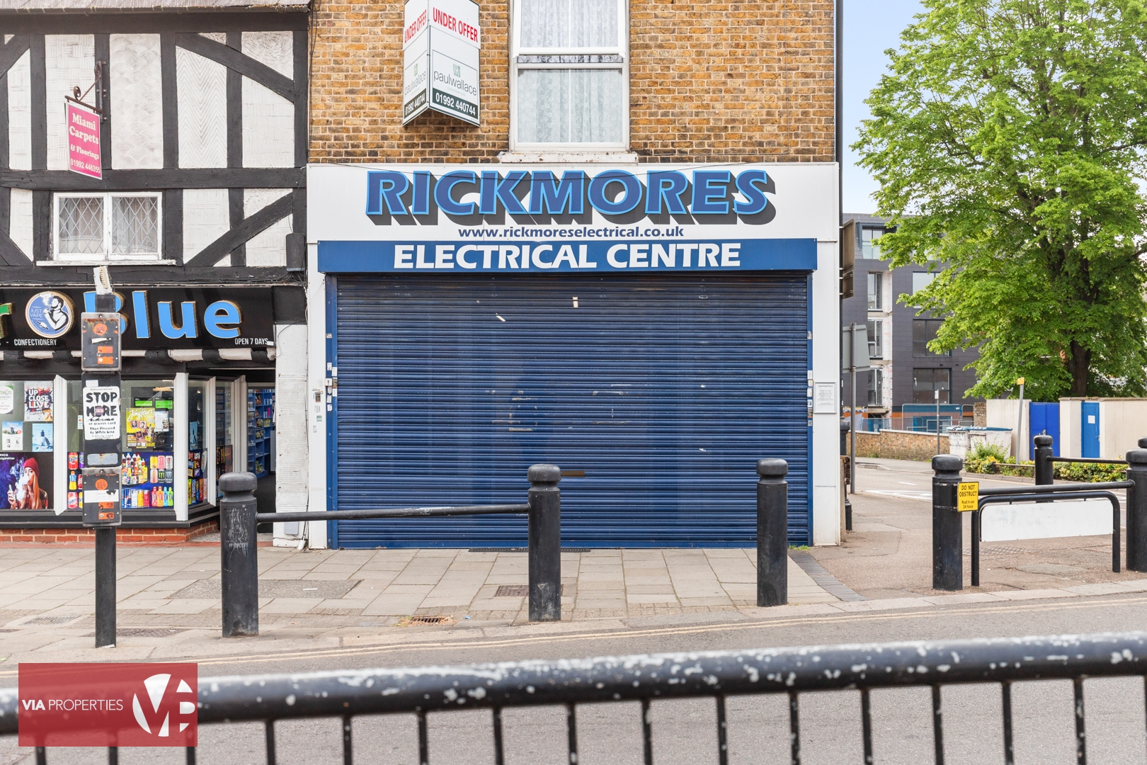 High Street, Hoddesdon
